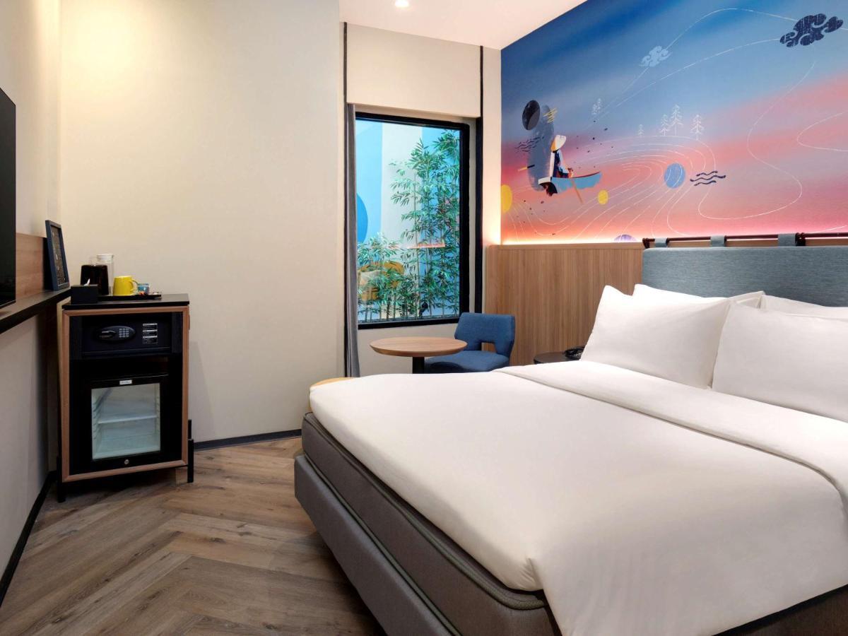 Hotel Ibis Styles Semarang Simpang Lima Exterior foto