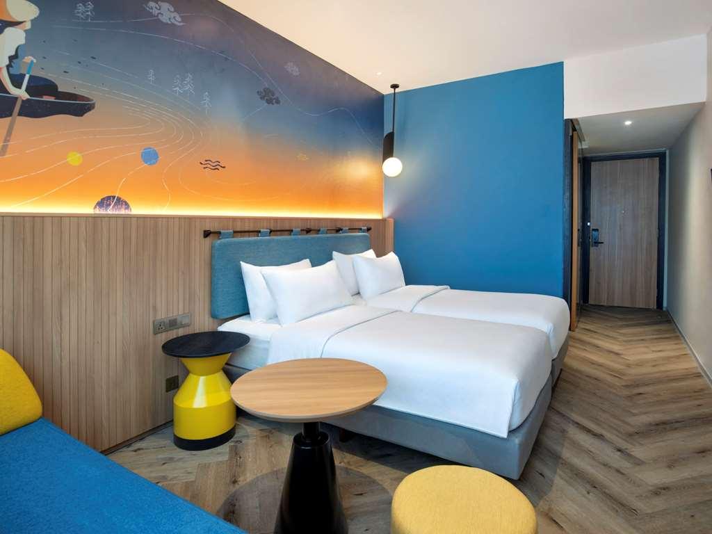 Hotel Ibis Styles Semarang Simpang Lima Habitación foto